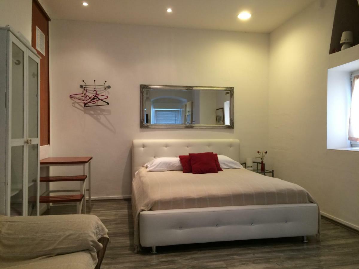 Zara City Apartments Kamer foto